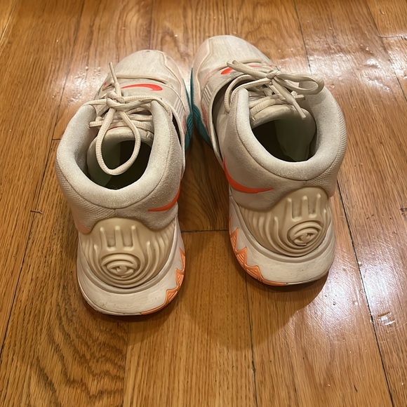 Nike Kyrie 6 N7 - Picture 8 of 10